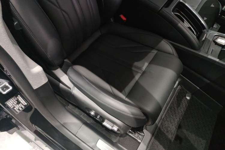 Used Zeekr 007 2024 Four-Wheel Drive Intelligent Driving Version 100 kWh Right Front Seat