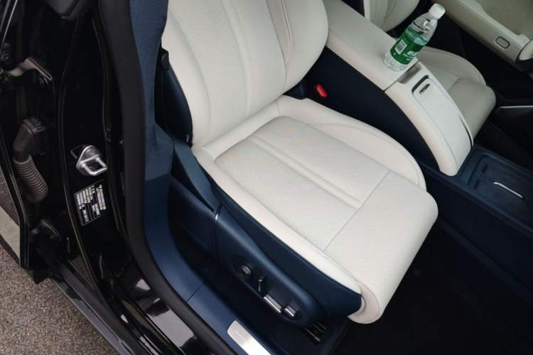 Used Zeekr 007 2024 Rear-Drive Intelligent Driving Version 75 kWh Right Front Seat