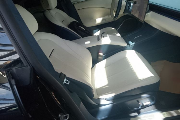 Used Zeekr 007 2024 Rear-Drive Version 75 kWh Right Front Seat