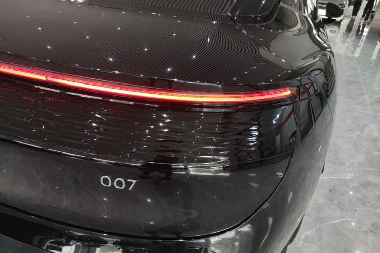 Used Zeekr 007 2024 Four-Wheel Drive Intelligent Driving Version 100 kWh Right Rear Taillight