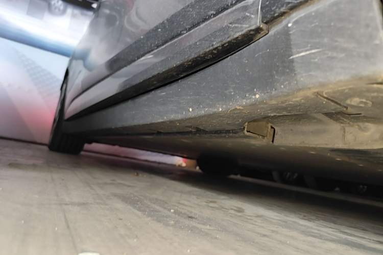 Used Zeekr 007 2024 Four-Wheel Drive Version 75 kWh Right Side Sill