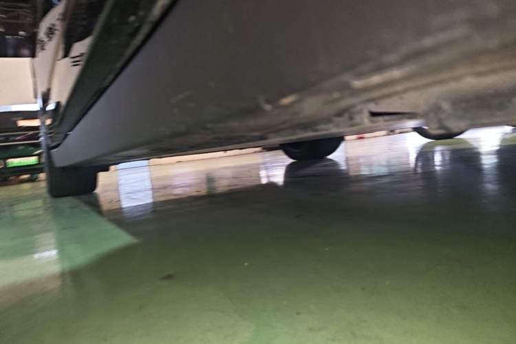 Used Zeekr 007 2024 Rear-Drive Enhanced Version 75 kWh Right Side Sill