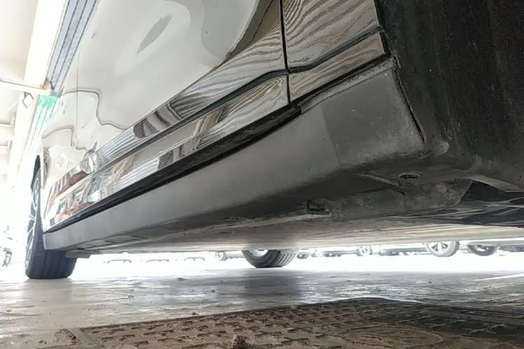 Used Zeekr 007 2024 Rear-Drive Enhanced Version 75 kWh Right Side Sill