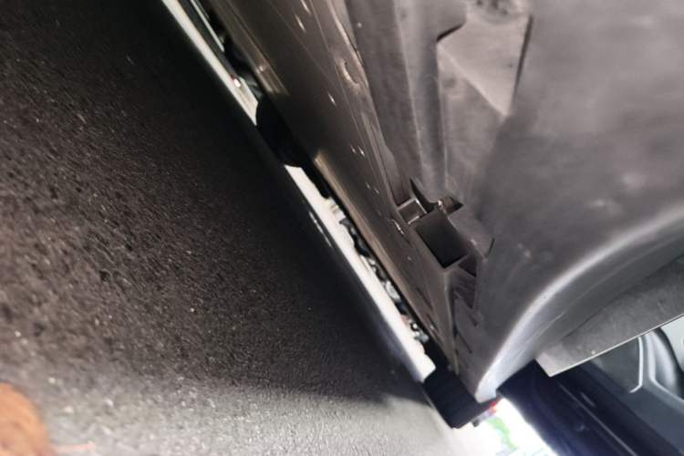 Used Zeekr 007 2024 Four-Wheel Drive Intelligent Driving Version 75 kWh Right Side Sill