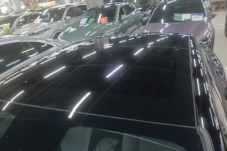 Used Zeekr 007 2024 Rear-Drive Enhanced Version 75 kWh Roof