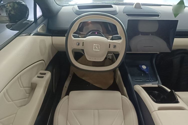 Used Zeekr 007 2024 Four-Wheel Drive Intelligent Driving Version 75 kWh Steering Wheel
