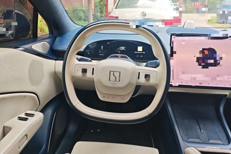 Used Zeekr 007 2024 Rear-Drive Intelligent Driving Version 75 kWh Steering Wheel