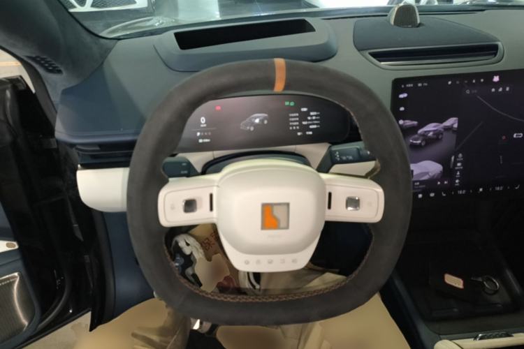 Used Zeekr 007 2024 Rear-Drive Enhanced Version 75 kWh Steering Wheel