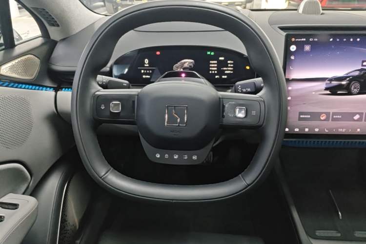 Used Zeekr 007 2024 Rear-Drive Intelligent Driving Version 75 kWh Steering Wheel