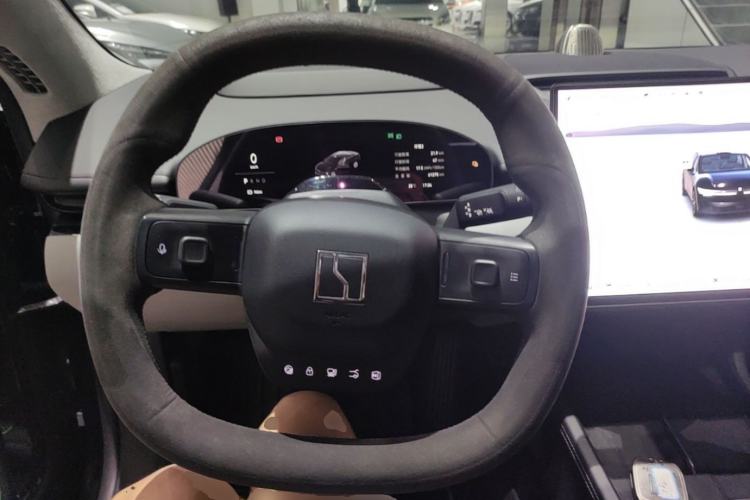 Used Zeekr 007 2024 Four-Wheel Drive Intelligent Driving Version 100 kWh Steering Wheel