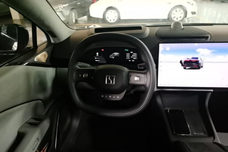 Used Zeekr 007 2024 Four-Wheel Drive Version 75 kWh Steering Wheel