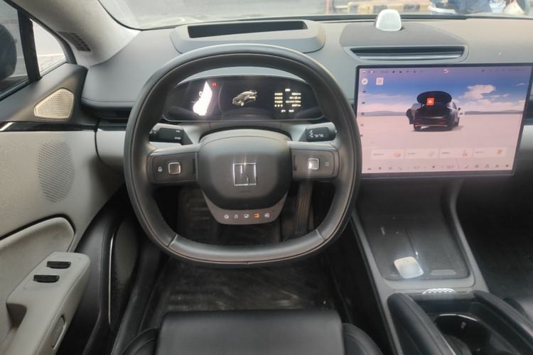 Used Zeekr 007 2024 Rear-Drive Enhanced Version 75 kWh Steering Wheel
