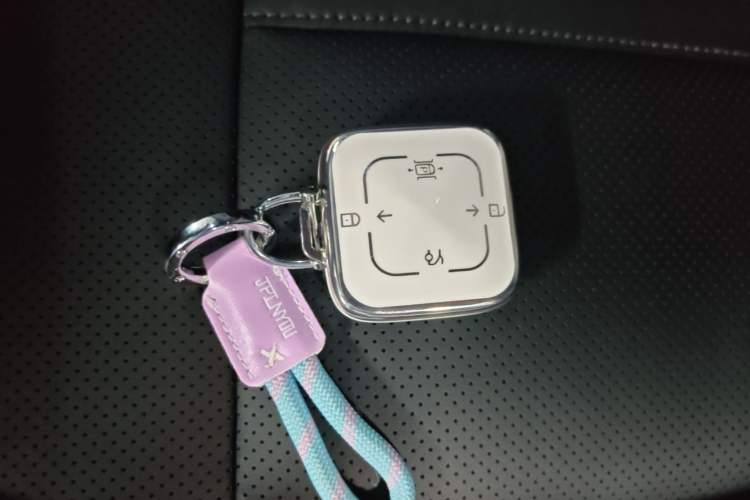 Used Zeekr 007 2024 Rear-Drive Enhanced Version 75 kWh Vehicle Key