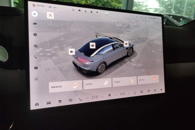 Used Zeekr 007 2024 Rear-Drive Intelligent Driving Version 100 kWh Audio And AC Panel