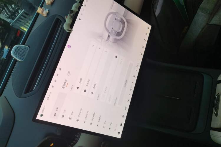 Used Zeekr 007 2024 Rear-Drive Version 100 kWh Audio And AC Panel