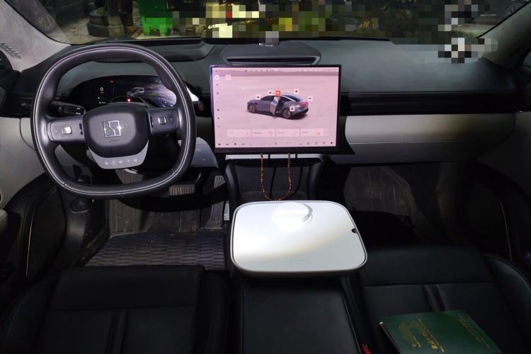 Used Zeekr 007 2024 Rear-Drive Intelligent Driving Version 100 kWh Center Console