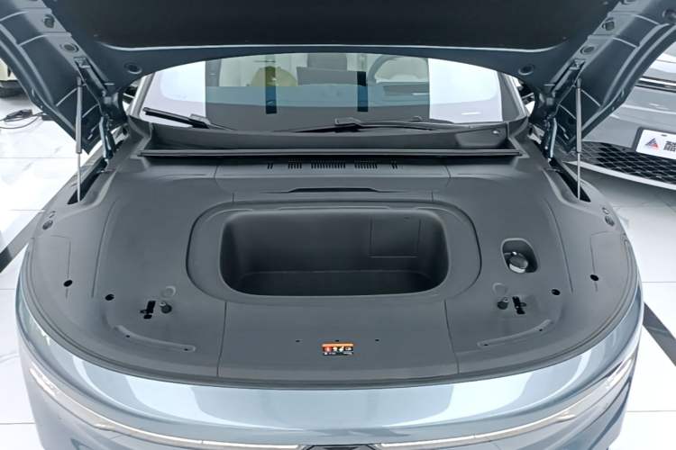 Used Zeekr 007 2024 Rear-Drive Intelligent Driving Version 75 kWh Engine Bay