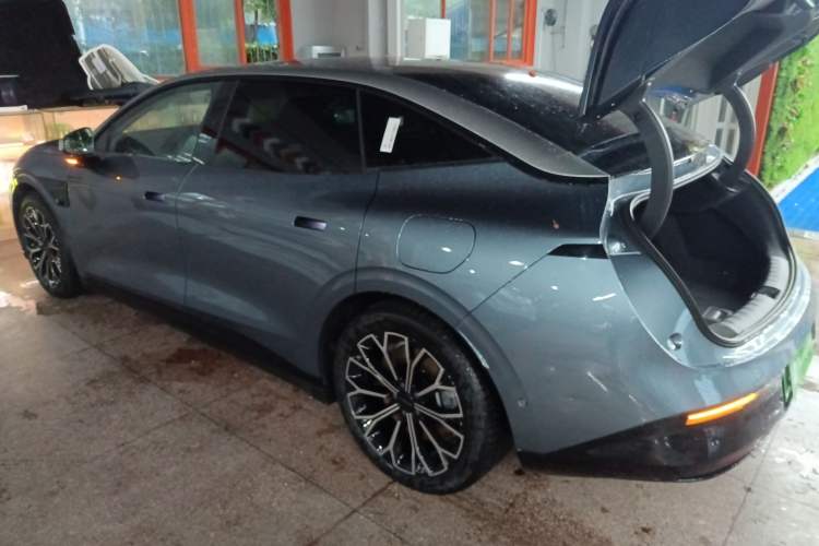 Used Zeekr 007 2024 Four-Wheel Drive Intelligent Driving Version 100 kWh Exterior 1