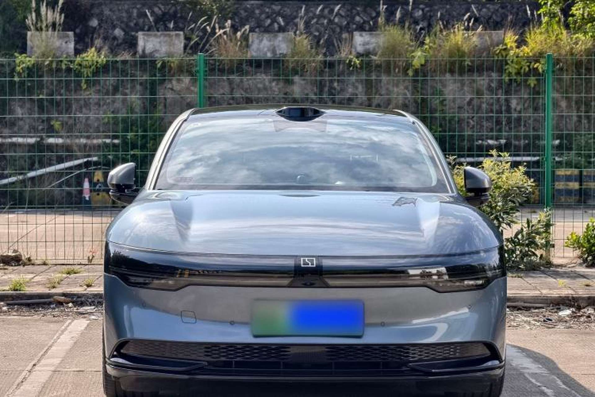 Used Zeekr 007 2024 Four-Wheel Drive Intelligent Driving Version 75 kWh Exterior 2