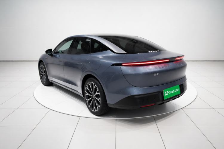 Used Zeekr 007 2024 Rear-Drive Enhanced Version 75 kWh Exterior 2