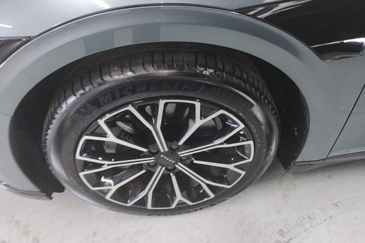 Used Zeekr 007 2024 Rear-Drive Intelligent Driving Version 75 kWh Exterior 4