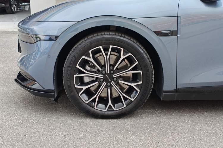 Used Zeekr 007 2024 Rear-Drive Enhanced Version 75 kWh Exterior 5