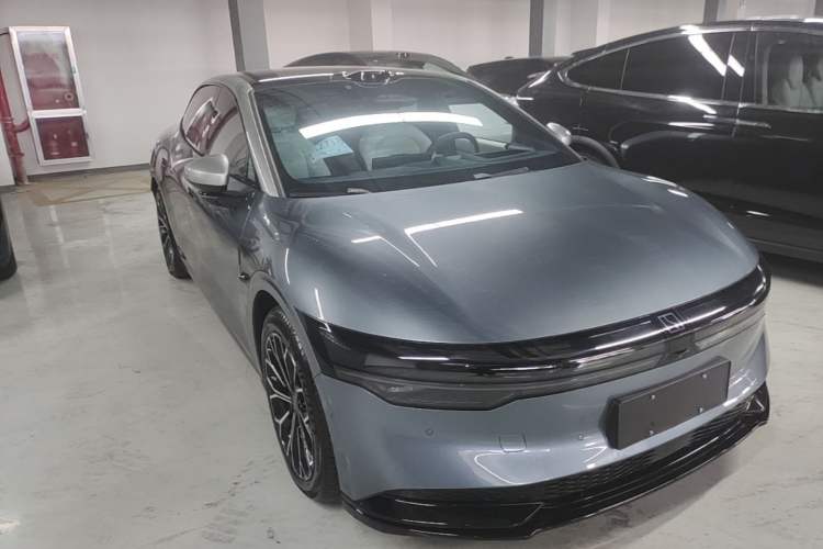 Used Zeekr 007 2024 Rear-Drive Intelligent Driving Version 75 kWh Front Right 45 Deg