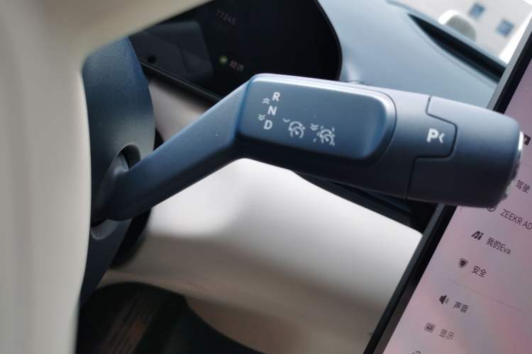 Used Zeekr 007 2024 Four-Wheel Drive Intelligent Driving Version 100 kWh Gear Lever