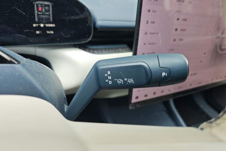 Used Zeekr 007 2024 Rear-Drive Intelligent Driving Version 75 kWh Gear Lever