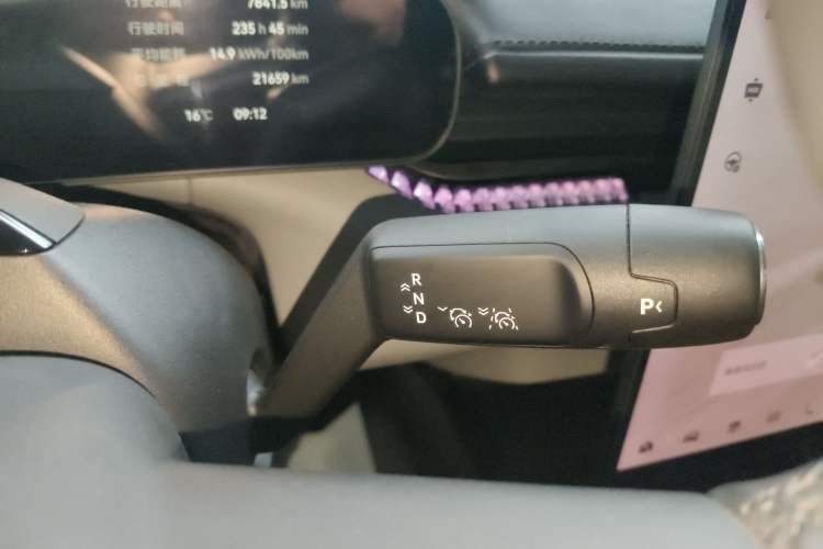 Used Zeekr 007 2024 Rear-Drive Intelligent Driving Version 100 kWh Gear Lever