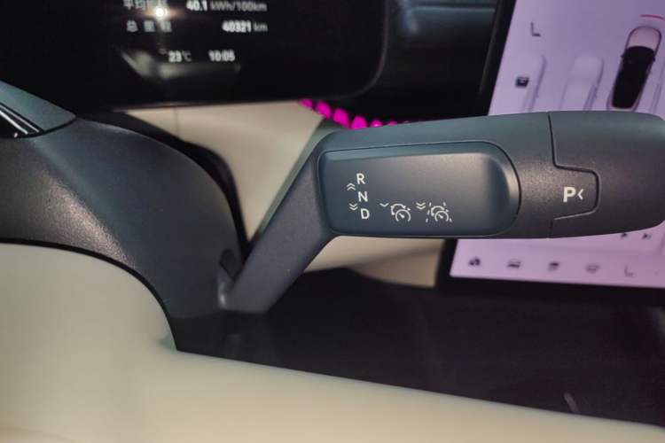 Used Zeekr 007 2024 Rear-Drive Intelligent Driving Version 100 kWh Gear Lever