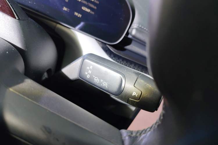 Used Zeekr 007 2024 Rear-Drive Intelligent Driving Version 100 kWh Gear Lever