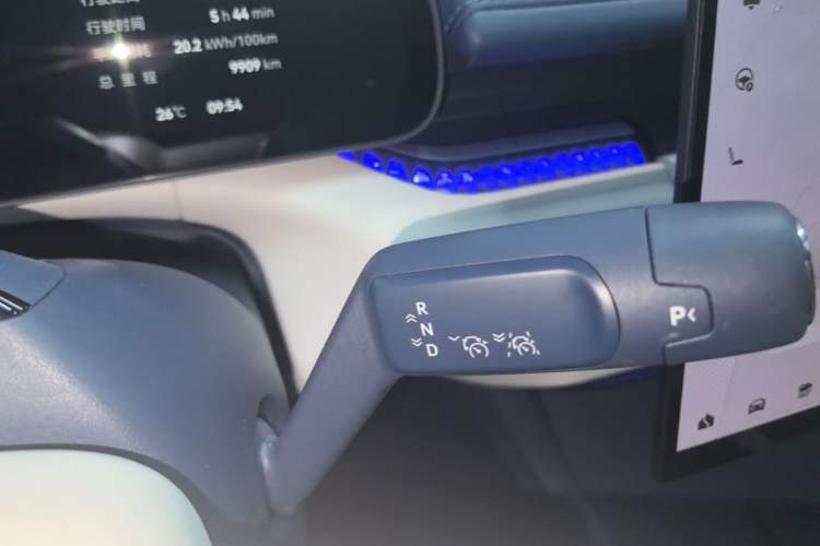 Used Zeekr 007 2024 Rear-Drive Intelligent Driving Version 100 kWh Gear Lever