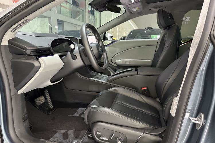Used Zeekr 007 2024 Rear-Drive Intelligent Driving Version 100 kWh Interior 1