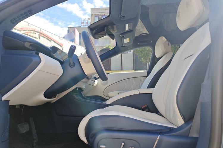 Used Zeekr 007 2024 Rear-Drive Intelligent Driving Version 75 kWh Interior 1