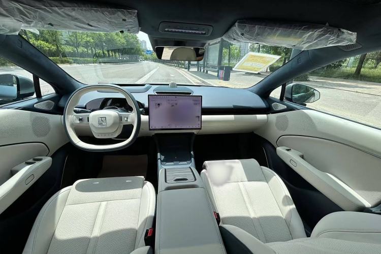 Used Zeekr 007 2024 Rear-Drive Intelligent Driving Version 75 kWh Interior 1