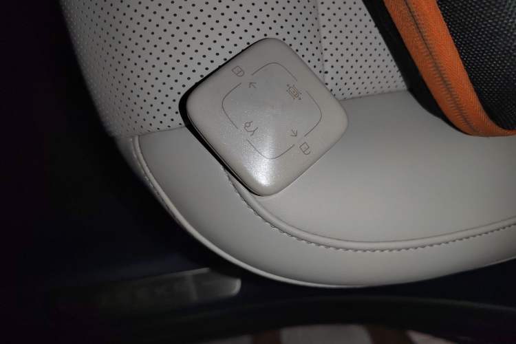 Used Zeekr 007 2024 Four-Wheel Drive Version 75 kWh Interior 1