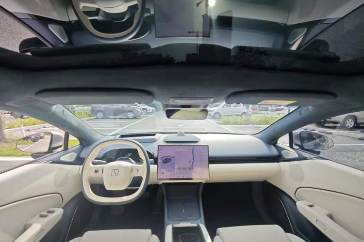 Used Zeekr 007 2024 Rear-Drive Intelligent Driving Version 75 kWh Interior 2