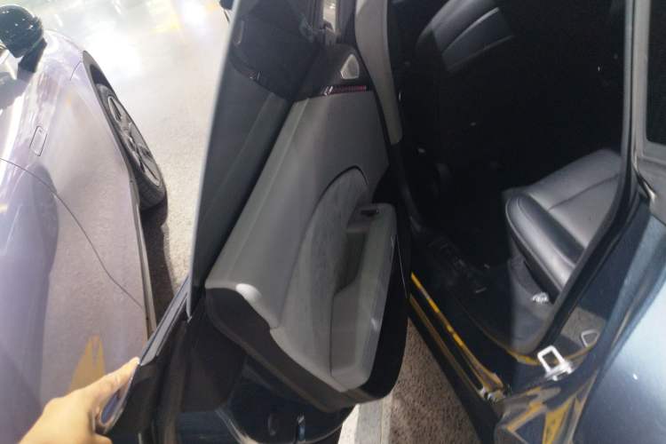 Used Zeekr 007 2024 Rear-Drive Intelligent Driving Version 100 kWh Interior 8