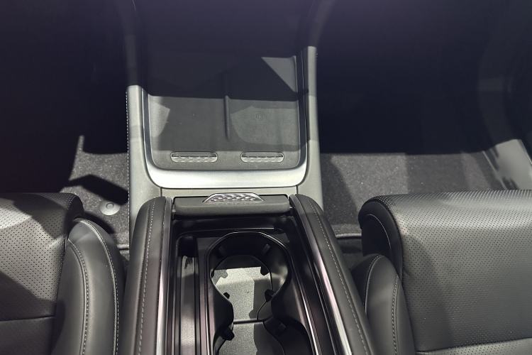 Used Zeekr 007 2024 Rear-Drive Intelligent Driving Version 100 kWh Interior 9
