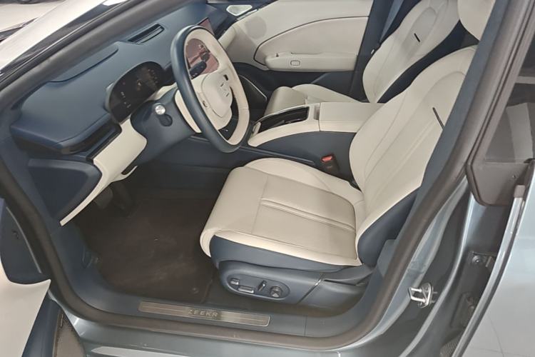 Used Zeekr 007 2024 Rear-Drive Enhanced Version 75 kWh Left Front Seat