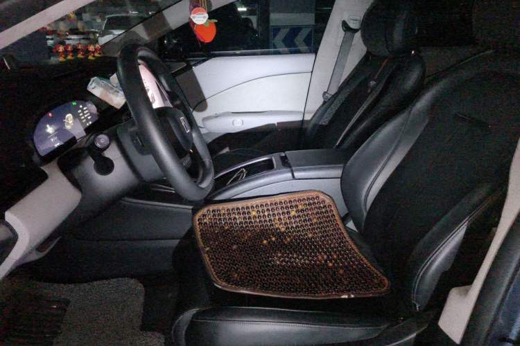 Used Zeekr 007 2024 Rear-Drive Enhanced Version 75 kWh Left Front Seat