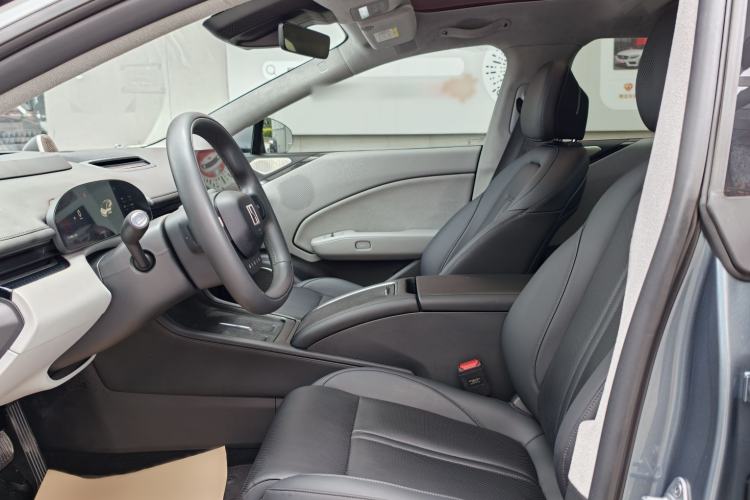 Used Zeekr 007 2024 Rear-Drive Enhanced Version 75 kWh Left Front Seat