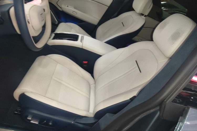 Used Zeekr 007 2024 Four-Wheel Drive Version 75 kWh Left Front Seat
