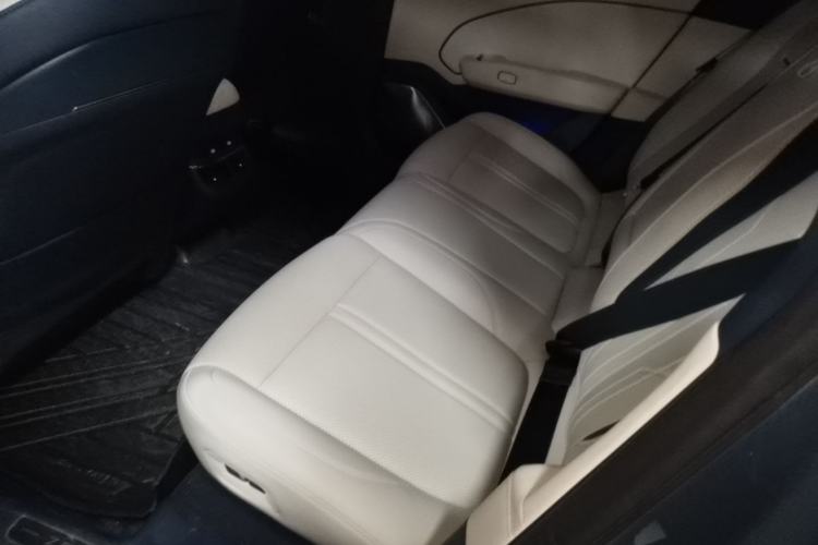 Used Zeekr 007 2024 Rear-Drive Intelligent Driving Version 100 kWh Left Rear Seat