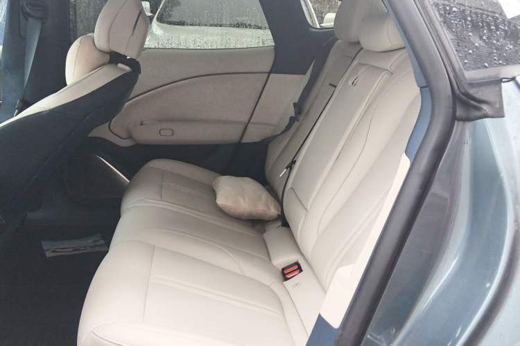 Used Zeekr 007 2024 Rear-Drive Enhanced Version 75 kWh Left Rear Seat