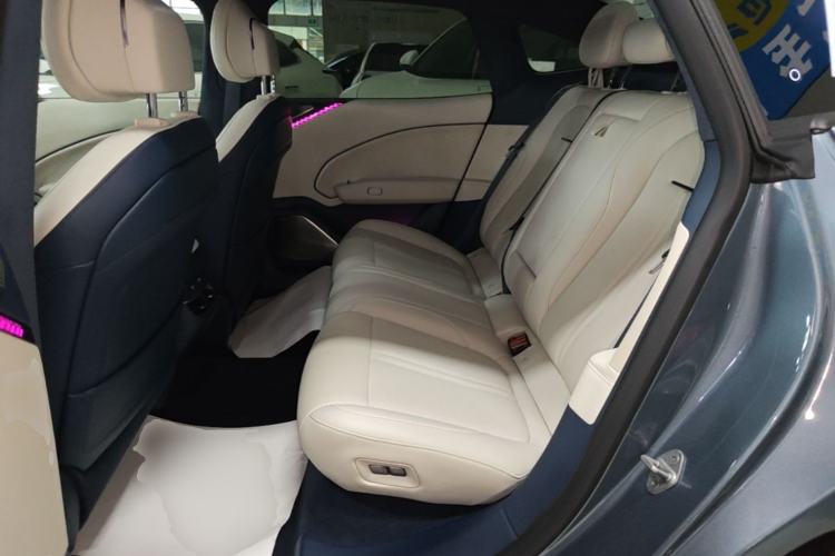 Used Zeekr 007 2024 Rear-Drive Intelligent Driving Version 75 kWh Left Rear Seat