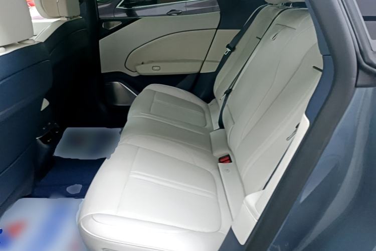 Used Zeekr 007 2024 Rear-Drive Intelligent Driving Version 75 kWh Left Rear Seat