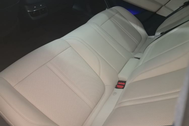 Used Zeekr 007 2024 Rear-Drive Intelligent Driving Version 100 kWh Left Rear Seat