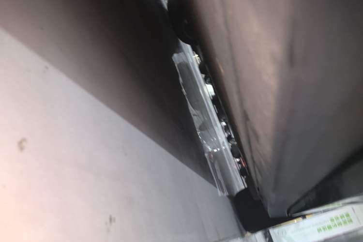 Used Zeekr 007 2024 Rear-Drive Intelligent Driving Version 100 kWh Left Side Sill